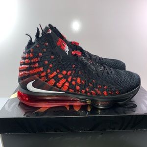 Nike LeBron 17 Infrared Size 13 Black BQ3177-006